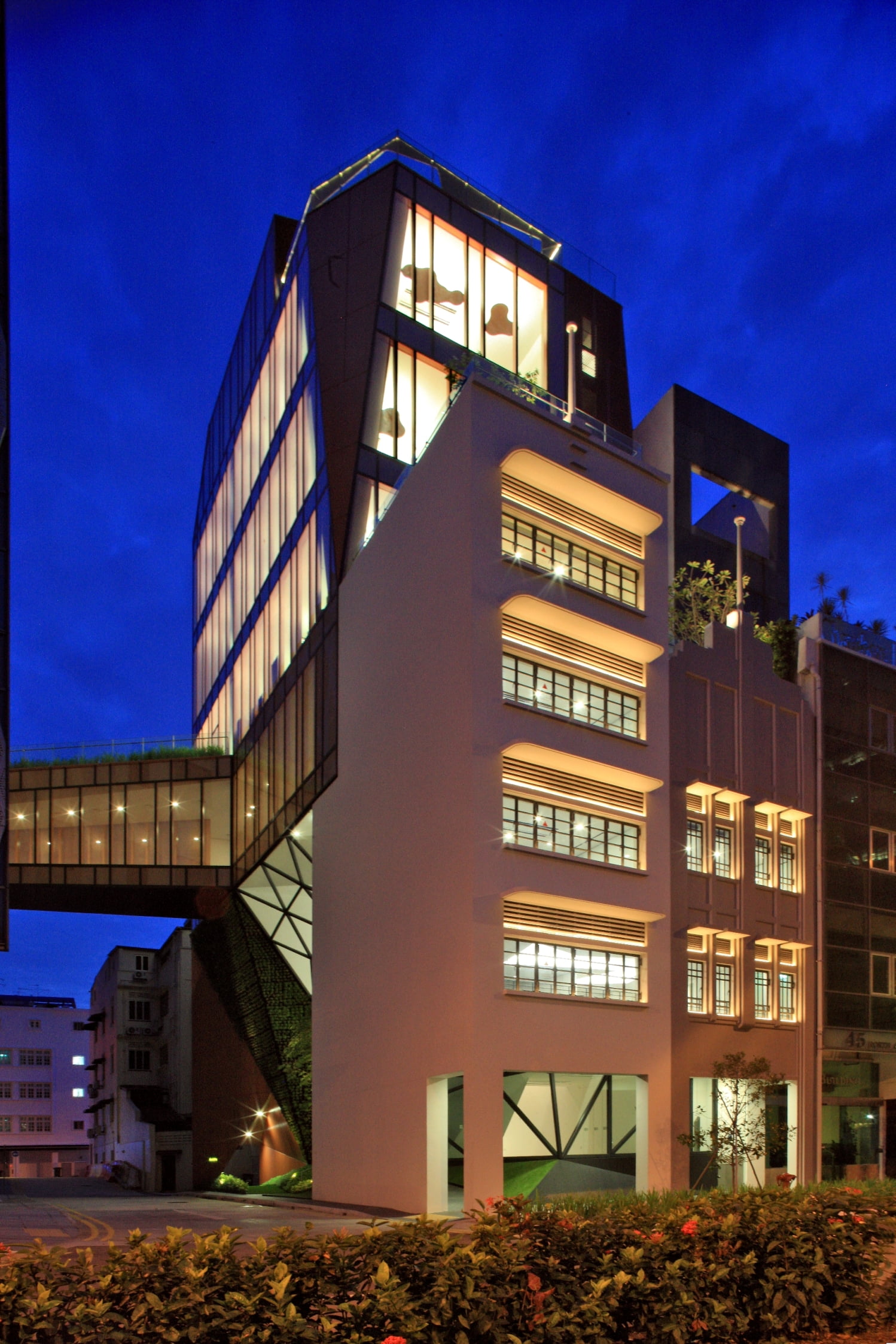 Office Annex Building - Takenaka