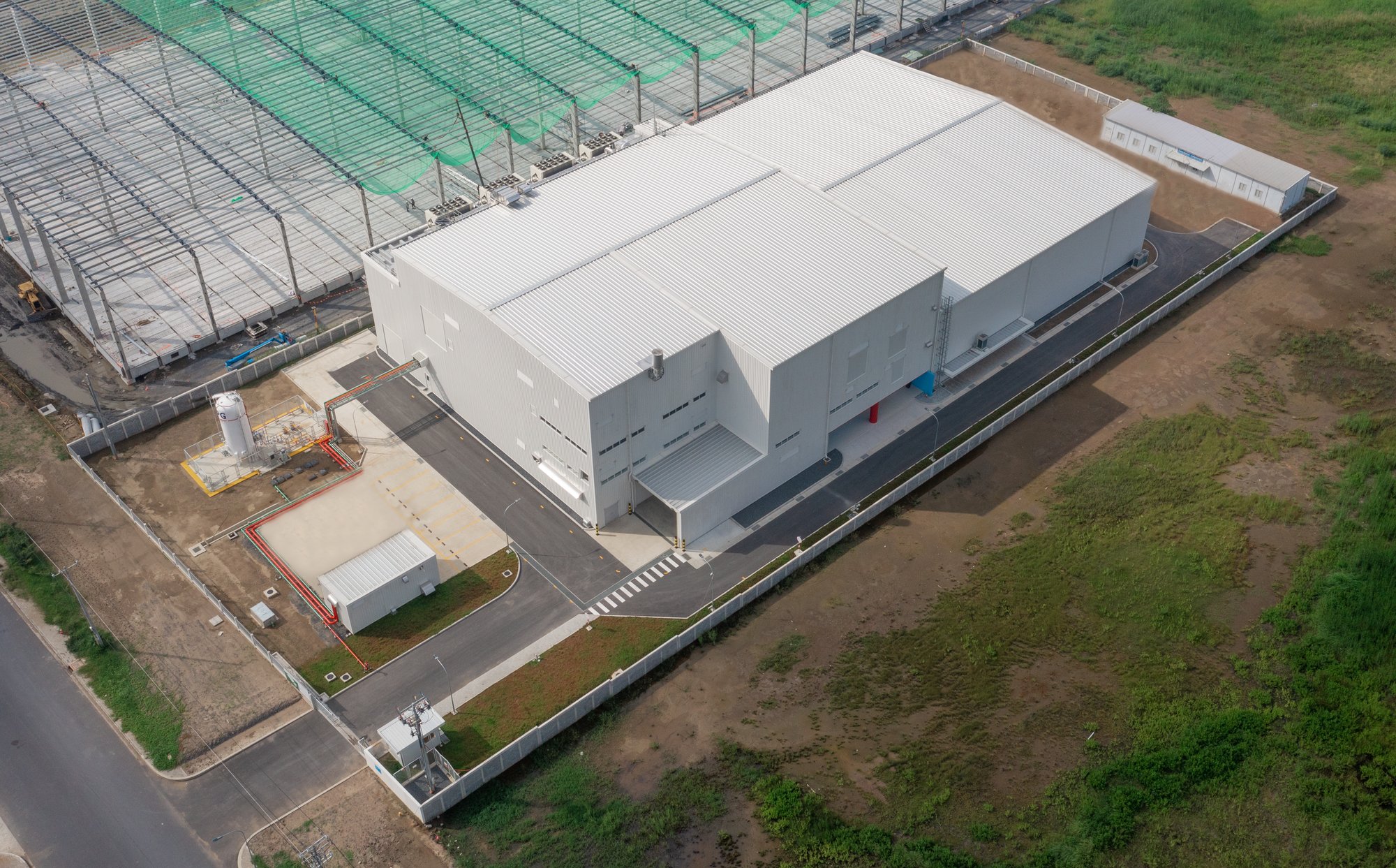 2.FLYCAM-VIEW2-DJI_0330