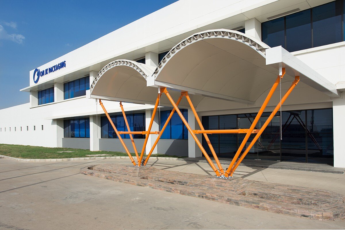 02-Entrance_Canopy-selected