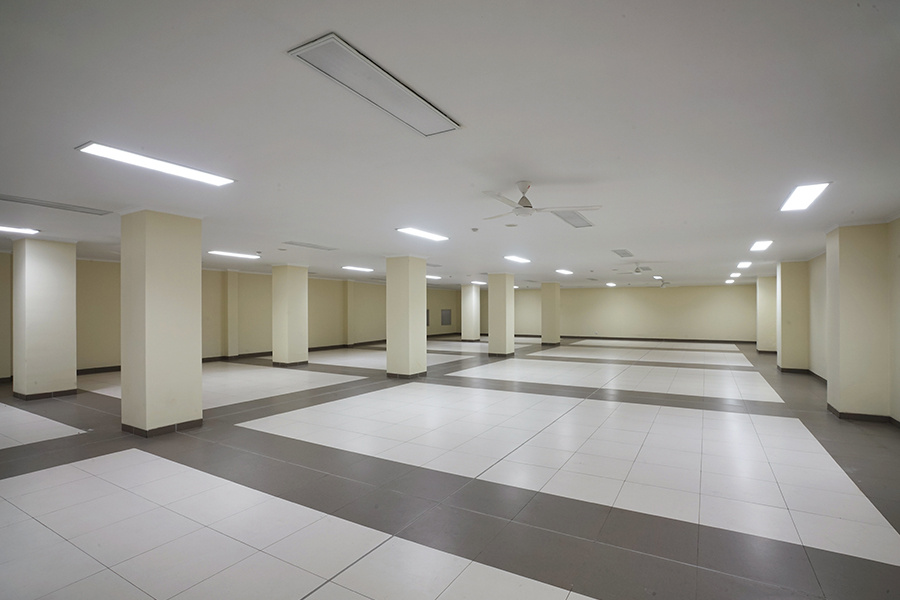 05-41._2F_Canteen