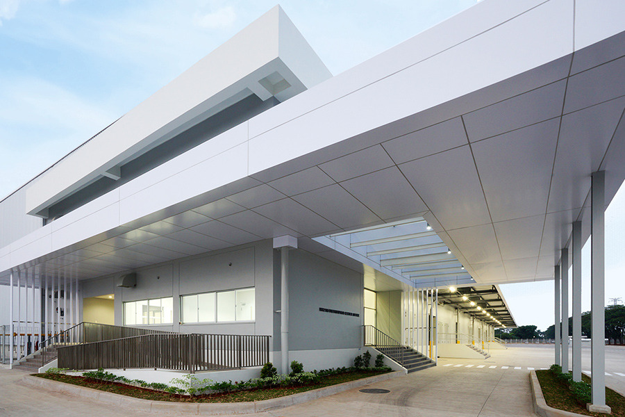 8._Entrance_Car_Porch