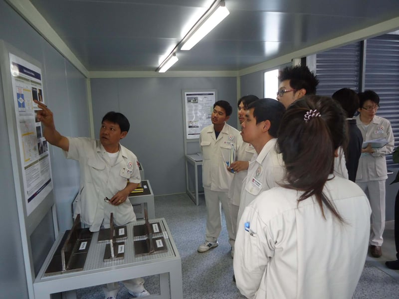 thailand_training-center_staff_04
