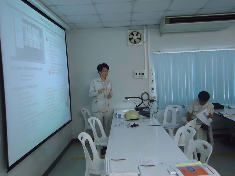 thailand_training-center_staff_05